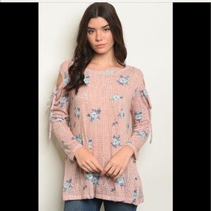 NWT Cute Floral Gingham Top SOFT L & M